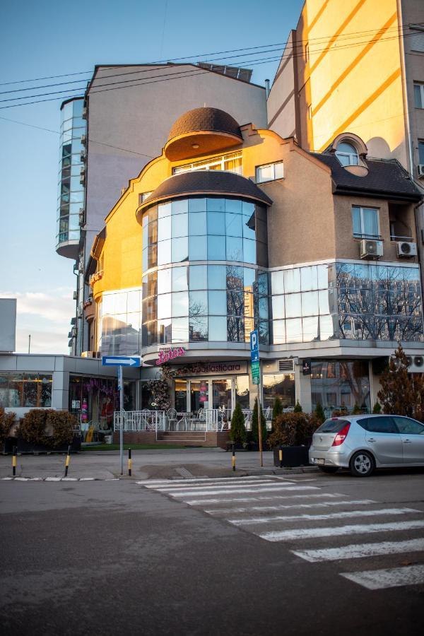 Garni Hotel Lotos Nis Exterior photo