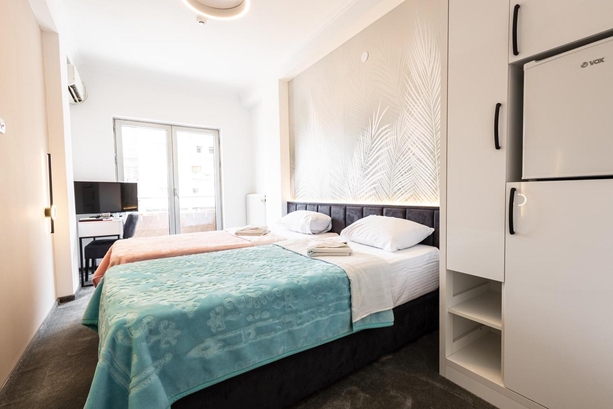 Garni Hotel Lotos Nis Exterior photo